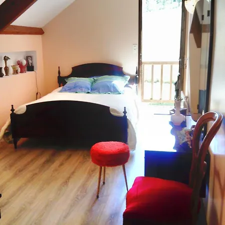 Aou Route 홈스테이 Auriébat