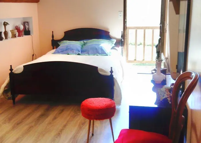 Aou Route 홈스테이 Auriébat