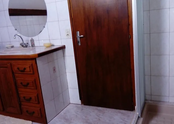 Aou Route Quarto em Acomodações Particulares